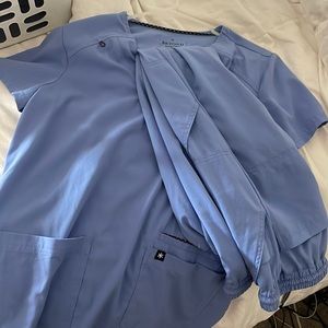 Blue jogger scrub set